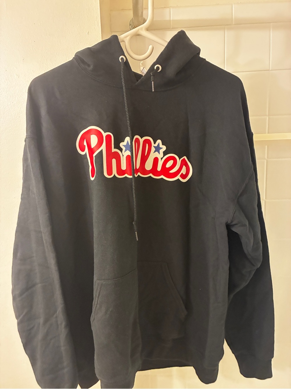 Phillies Logo Black Pullover Hoodie